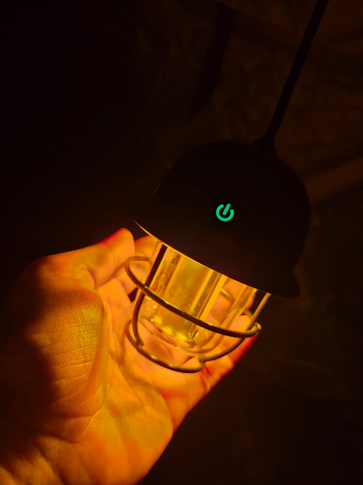 🤑 ¡Oferta Brillante x2! Lámparas Retro LED por solo $99.990 💡 🔋 Recargables  🚨 Para emergencias  🏕️ Para aventuras